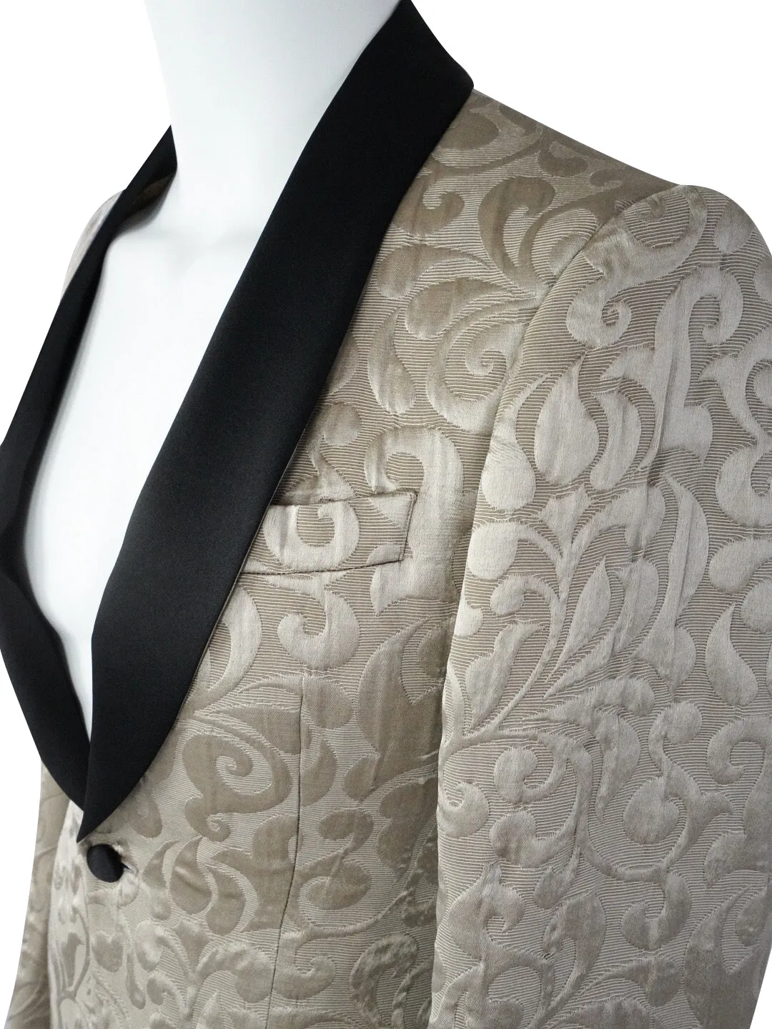 Champagne Oro and Black Paisley Dinner Jacket @ The Vault
