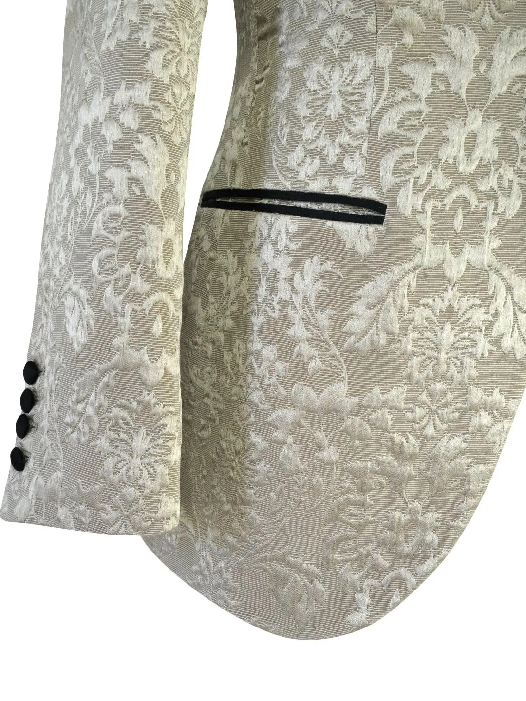 Champagne Oro Fiore and Black Dinner Jacket @ The Vault